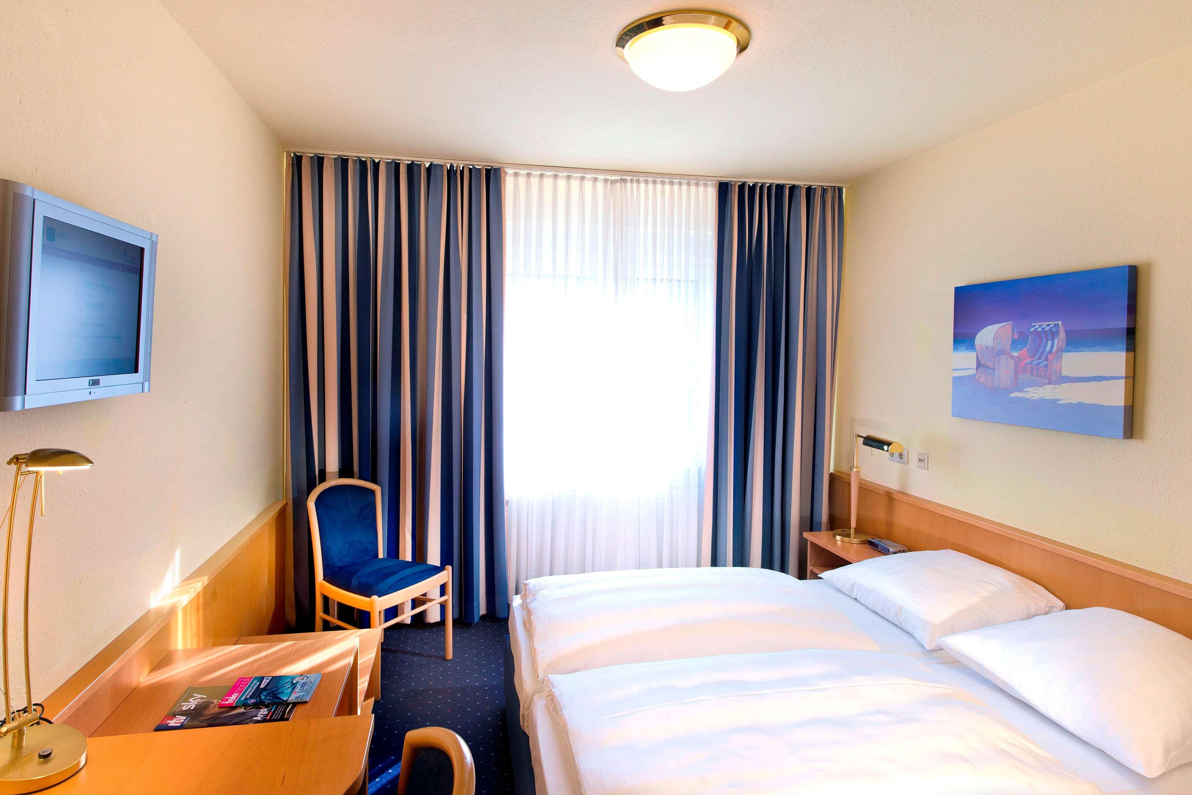 Tryp By Wyndham Luebeck Aquamarin Hotell Rom bilde