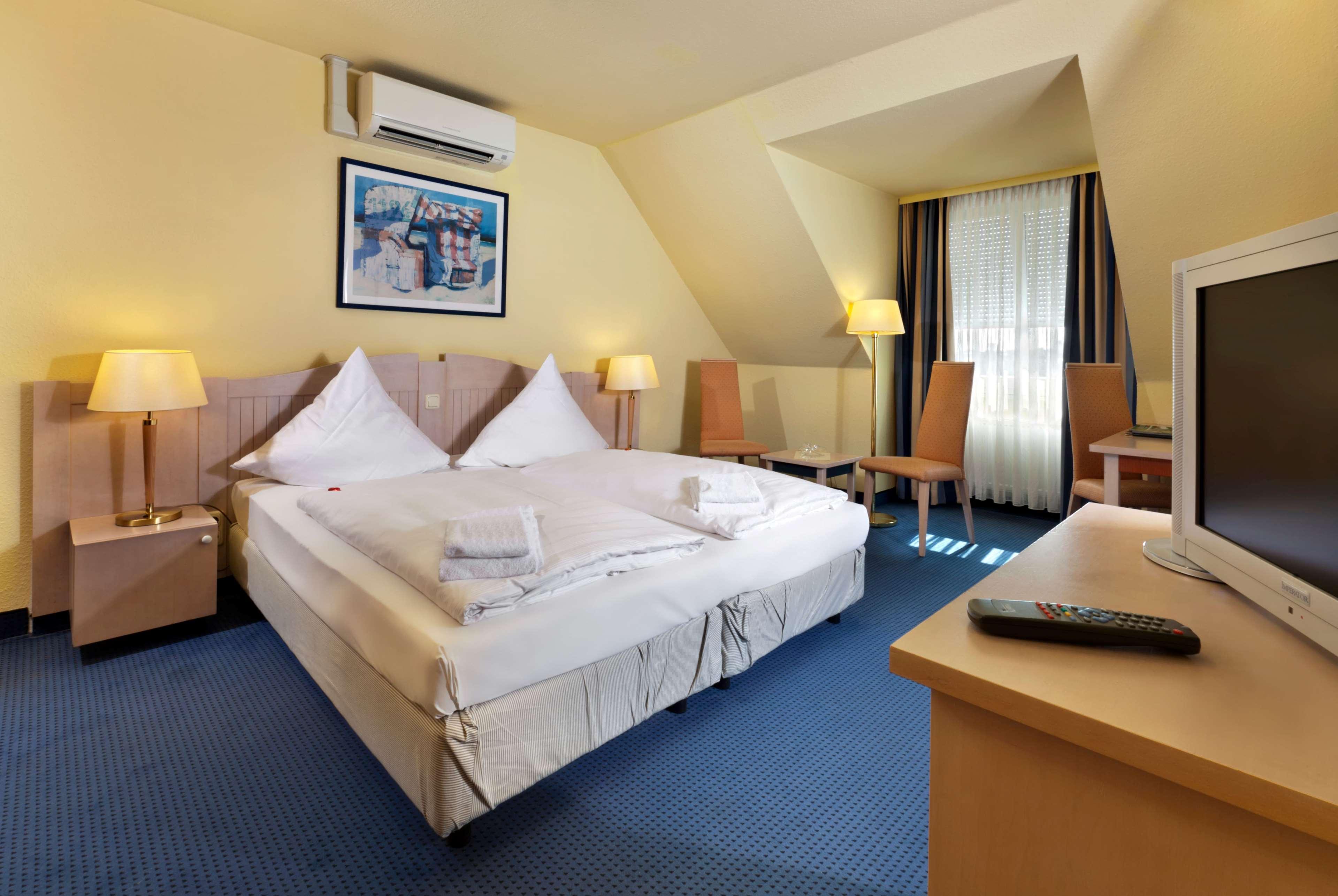 Tryp By Wyndham Luebeck Aquamarin Hotell Rom bilde