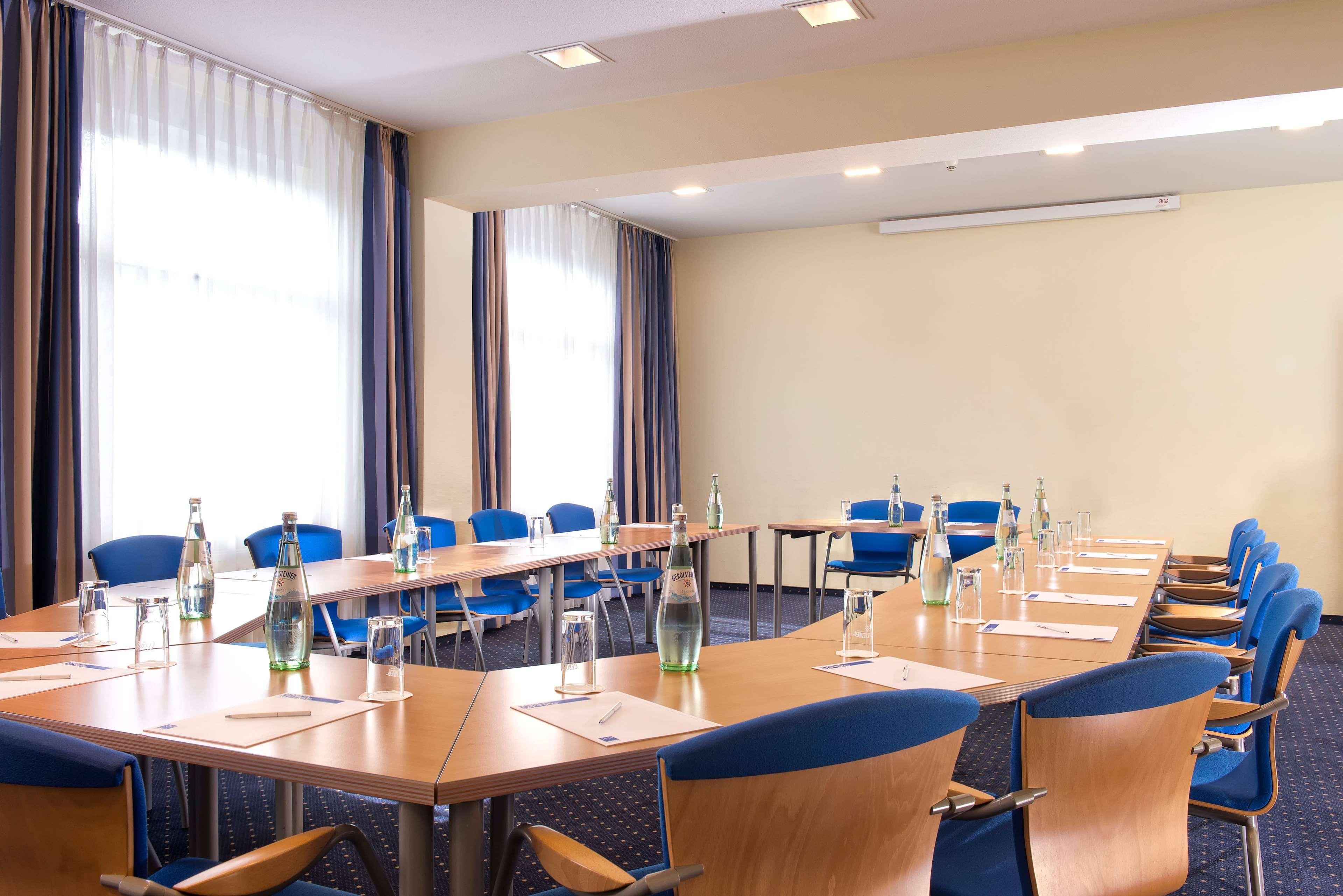 Tryp By Wyndham Luebeck Aquamarin Hotell Eksteriør bilde